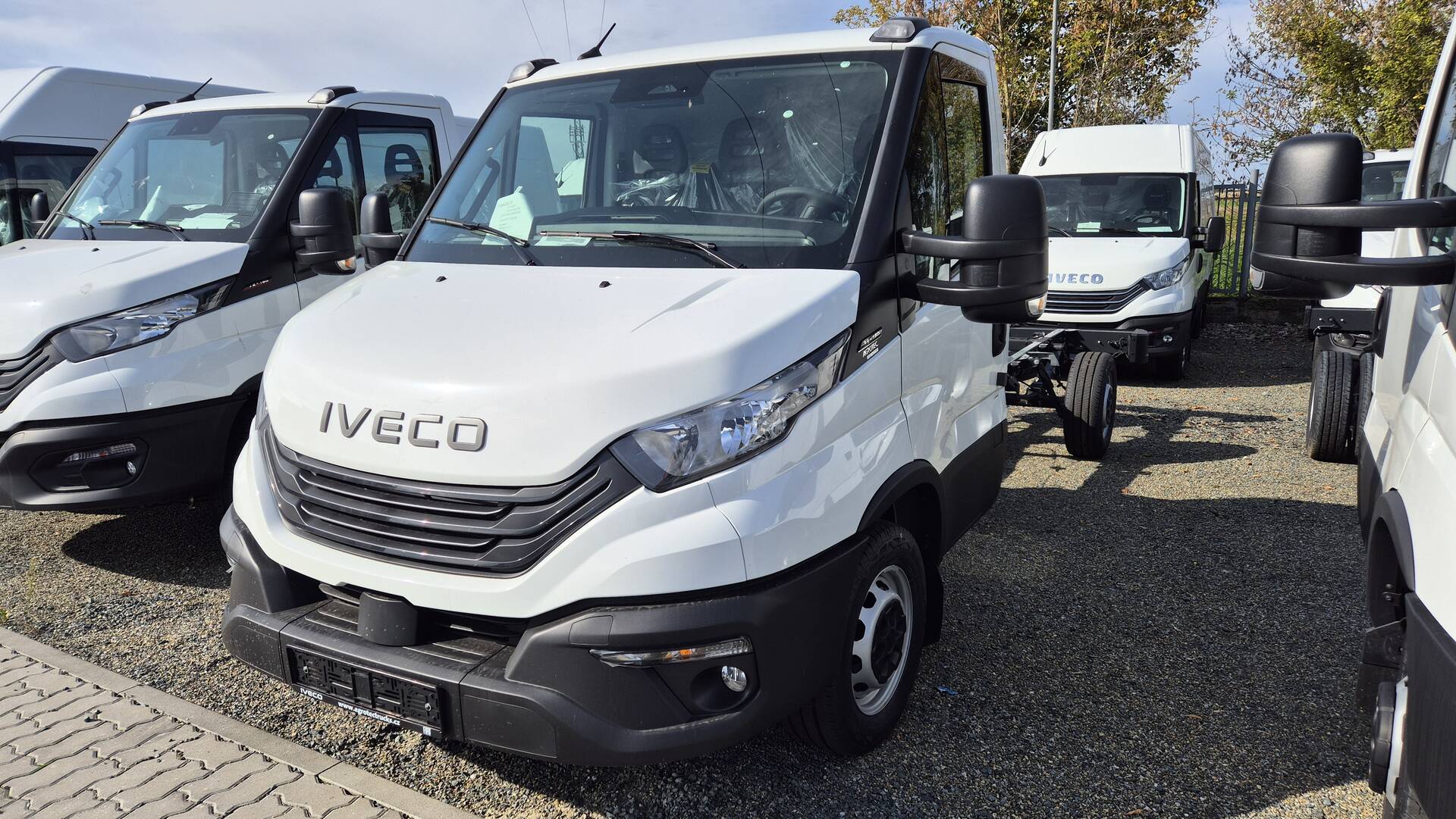 Iveco Daily 35S18 klima Podvozek s kabinou