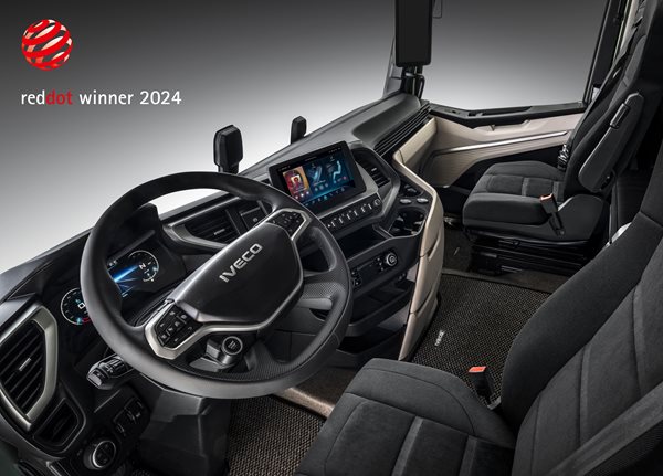 IVECO-S-Way-Red-Dot-Winner-Award-2024_interiors.jpg